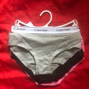 Cotton hipster briefs for girls 3 pack